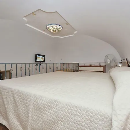 Holiday home Pontone On The Sea Scala